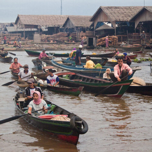 Susur Sungai Barito & Pasar Apung (Banjarmasin)
